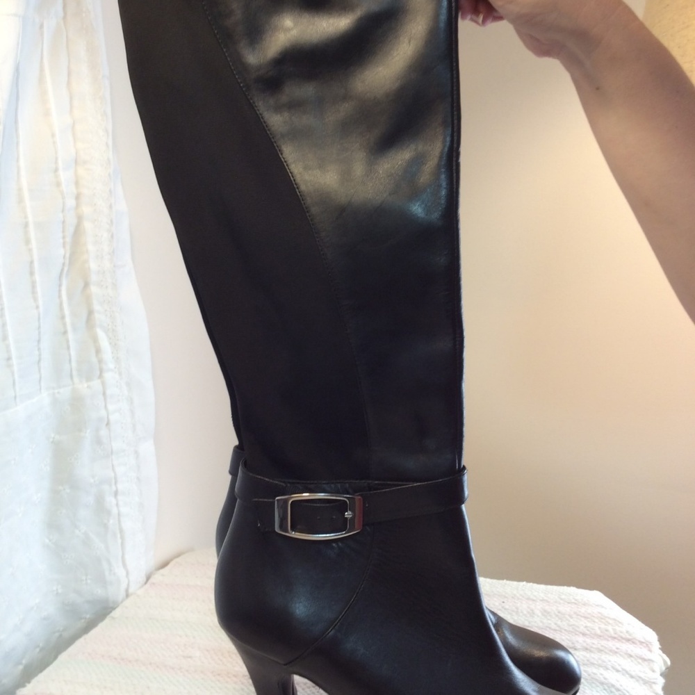 Women’s New Me Too Lane 6 Heeled Boots - Picture 2 of 7
